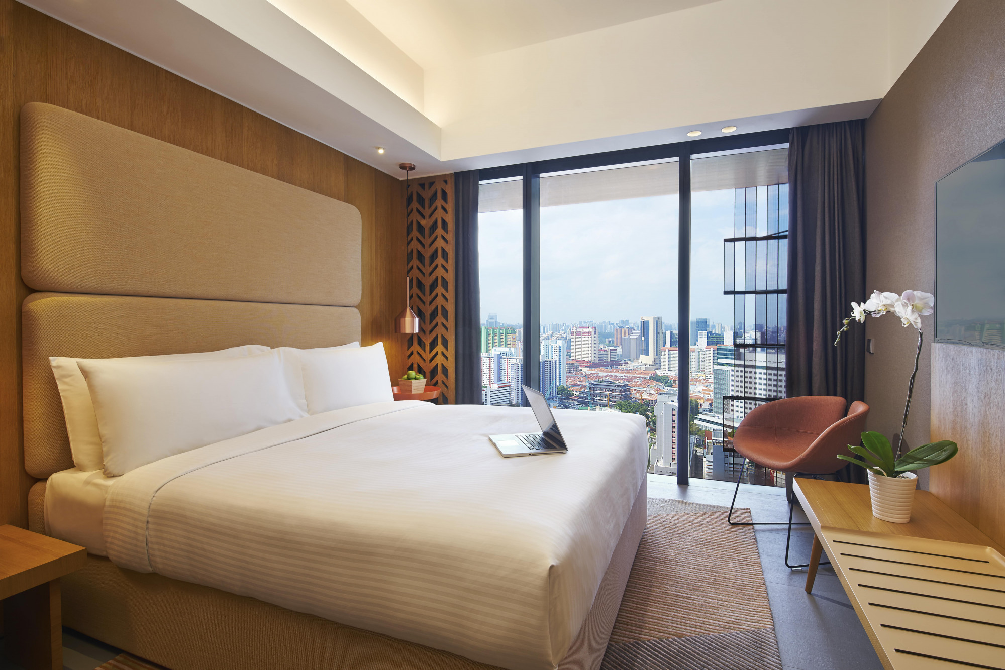 Oasia Hotel Downtown Singapore   Deluxe Room hero min